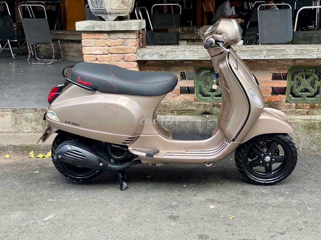 🌈Cần bán xe Vespa lx 125fi phun xăng điện tử bs47. Mua bán Xe máy tại Quận Gò Vấp Tp Hồ Chí Minh được đăng bởi Nguyễn Hoàng Nhâm hình 2