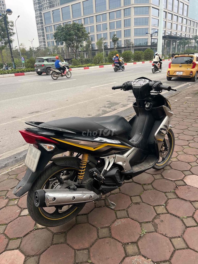 Xe novo lx 135 màu cà phê nguyên bản. Mua bán Xe máy tại Quận Bắc Từ Liêm Hà Nội được đăng bởi ngo van duc hình 5