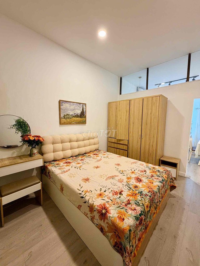 Аренда · 1 комн. · 35 м² · Quận 1, ул. Đường Trần Hưng Đạo