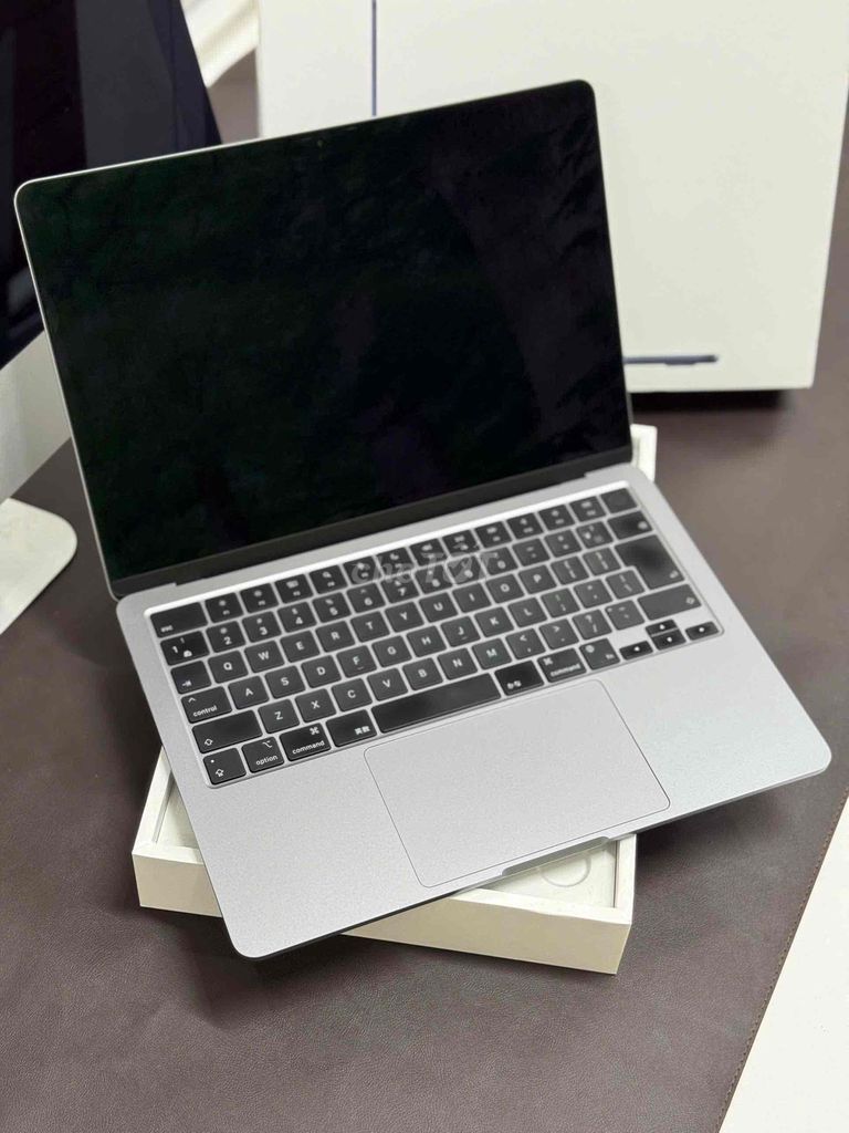 Apple Macbook Air M2 16GB/512GB Xám. Mua bán Laptop tại Quận Thanh Xuân Hà Nội được đăng bởi Thu Hà hình 1