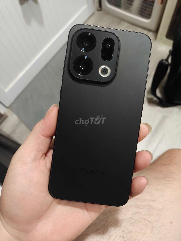 Oppo Find X9 256gb chính hãng còn bảo hành dài gl. Mua bán Điện thoại tại Quận 5 Tp Hồ Chí Minh được đăng bởi Strawberry Táo hình 1