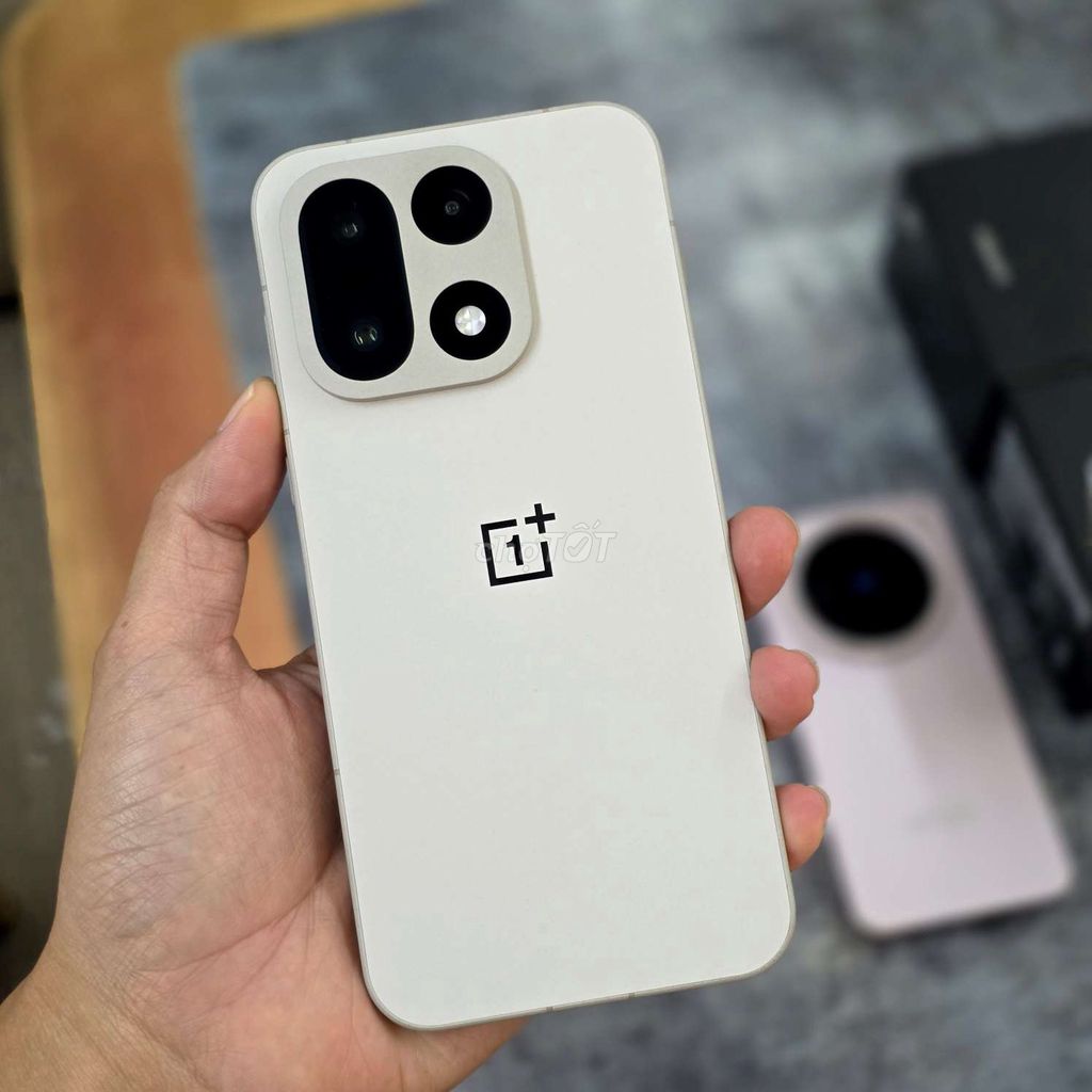 OnePlus 15 5G 256GB Rom Quốc Tế. Mua bán Điện thoại tại Quận Thanh Khê Đà Nẵng được đăng bởi Tú MB hình 1