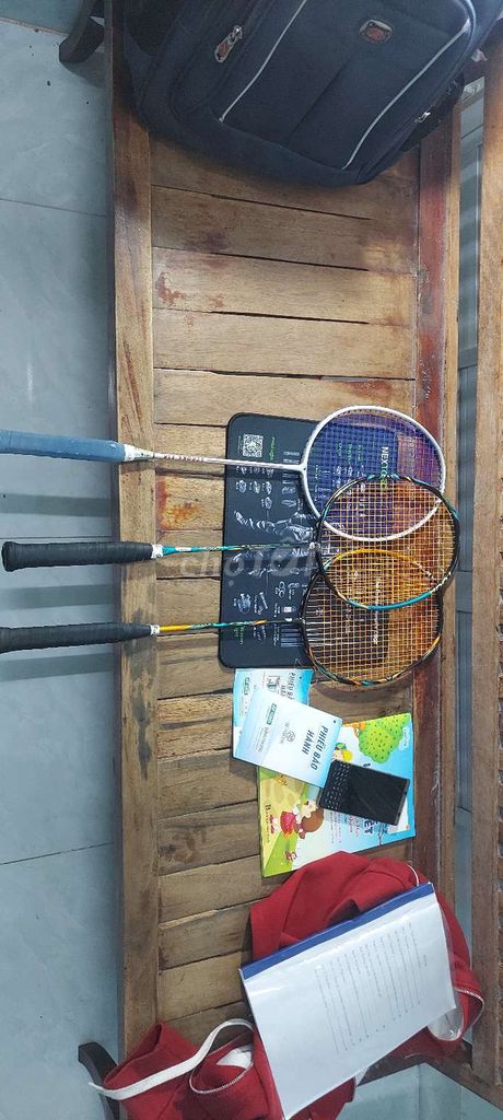 Bán hết 3 cây vợt cầu lông Yonex, Proace