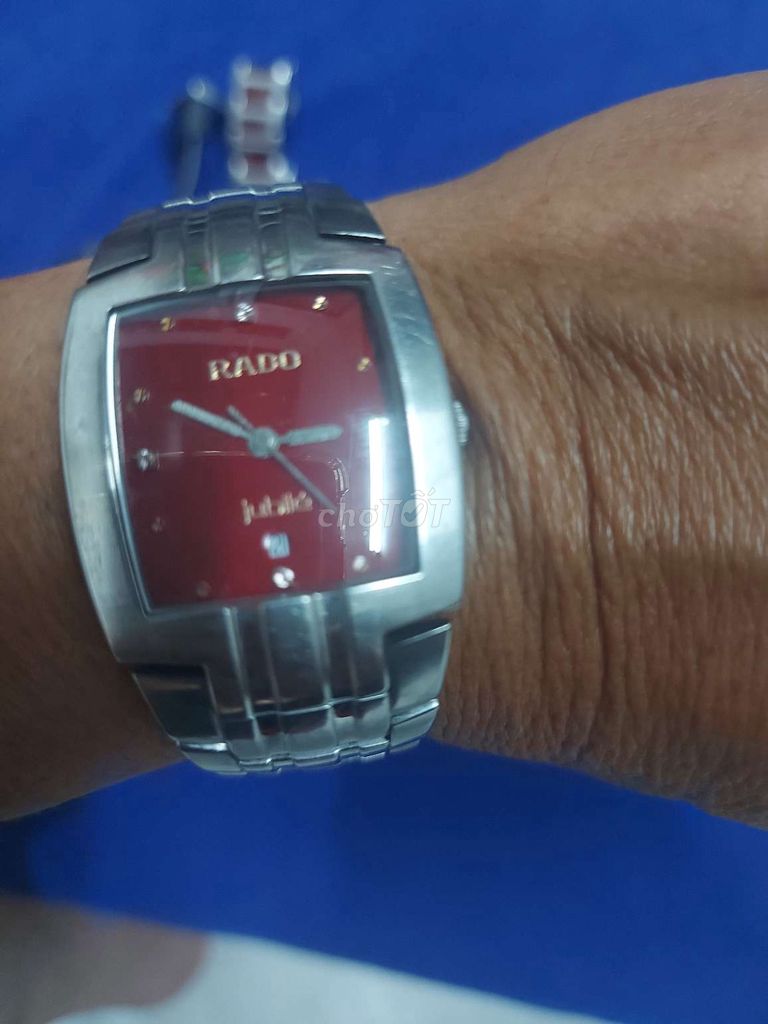 Đồng hồ đeo tay Rado Nam Đỏ Inox. Mua bán Đồng hồ tại Quận 10 Tp Hồ Chí Minh được đăng bởi Lee Bush hình 1