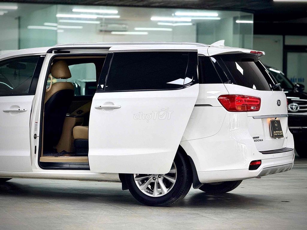 KIA SEDONA FULL XĂNG MODEL 2020 SIÊU ĐẸP. Mua bán Ô tô tại Thành phố Thủ Đức Tp Hồ Chí Minh được đăng bởi Tấn Khang Chuyên Xe Lướt hình 4