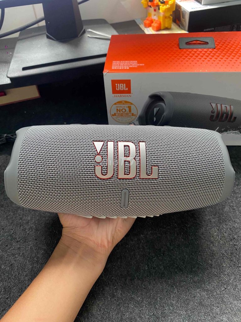 Loa Bluetooth JBL Charng 5. Mua bán Tivi, Âm thanh tại Quận Gò Vấp Tp Hồ Chí Minh được đăng bởi Quang hình 1