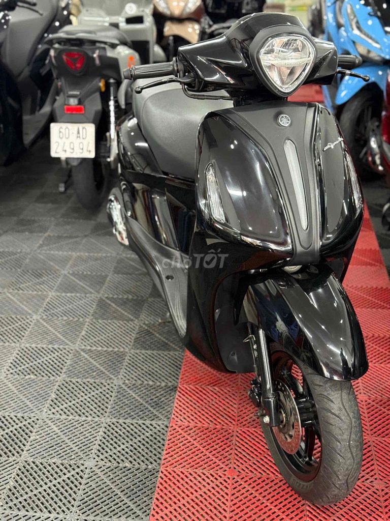 Yamaha Grande 2024 черный глянец, документы на владельца