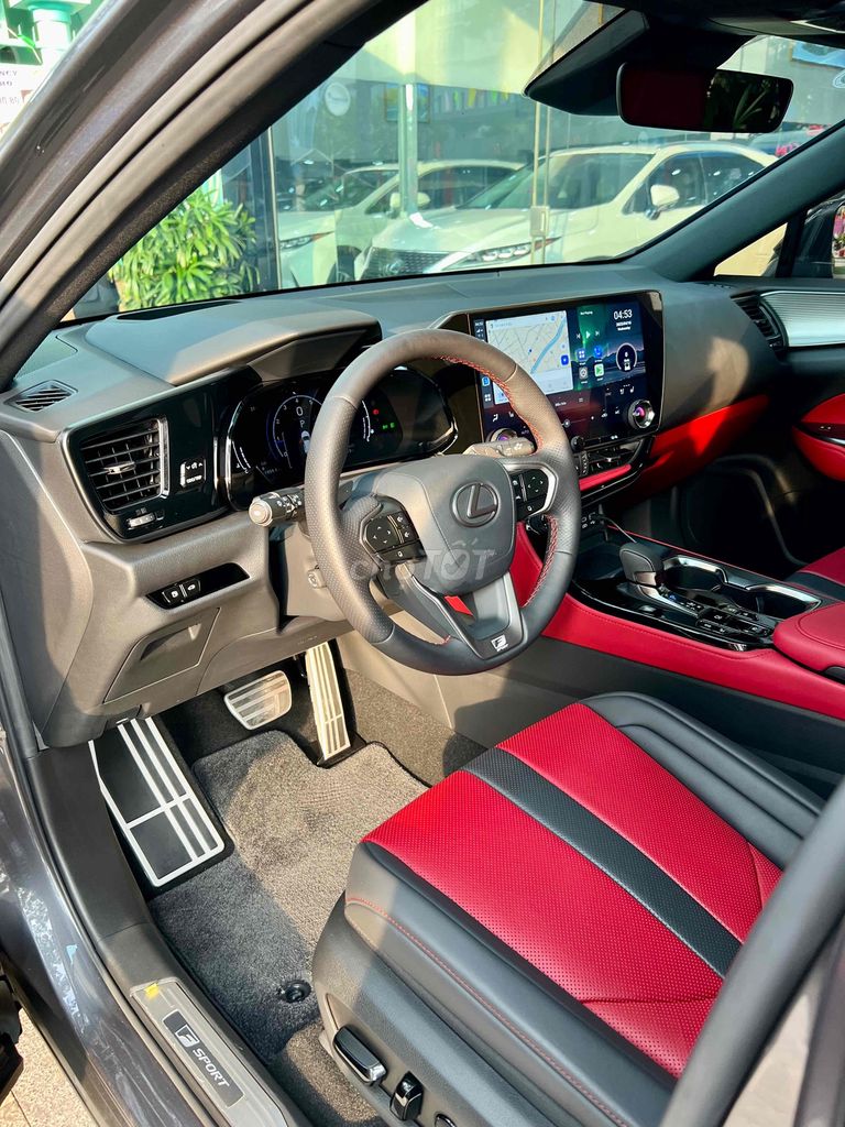 Lexus NX350 - 2023 - 1900 km