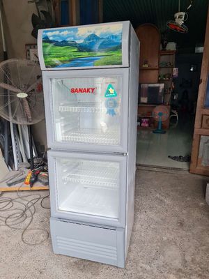 Tủ mát sanaky 200L. Mua bán Tủ lạnh tại Quận Tân Phú Tp Hồ Chí Minh được đăng bởi Hoàng Lan