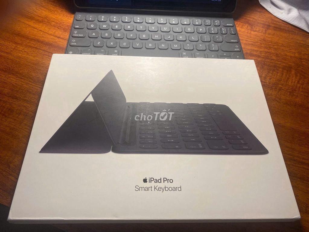 Bàn phím Apple Smart Keyboard Đen. Mua bán Phụ kiện (Màn hình, Chuột...) tại Quận Long Biên Hà Nội được đăng bởi Nguyễn Hưng hình 1