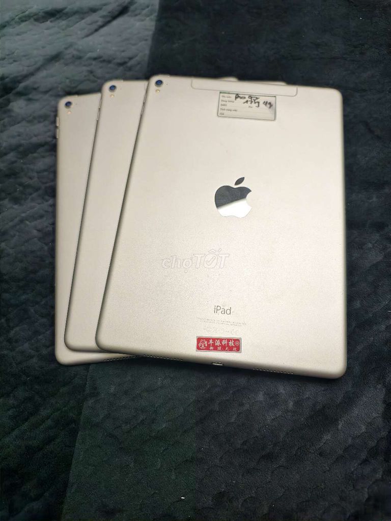 iPad Pro 9.7 inch 128GB 4g đẹp 98,9%. Mua bán Máy tính bảng tại Quận 6 Tp Hồ Chí Minh được đăng bởi Nhất Tín Mobile hình 1