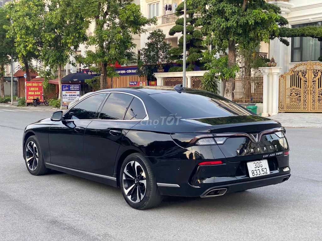 VinFast Lux A2.0 2022 - 30000 km plus. Mua bán Ô tô tại Quận Nam Từ Liêm Hà Nội được đăng bởi Tiến thoả xe chất hình 6