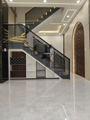 Căn hiếm mới ra giáp khu Tên Lửa