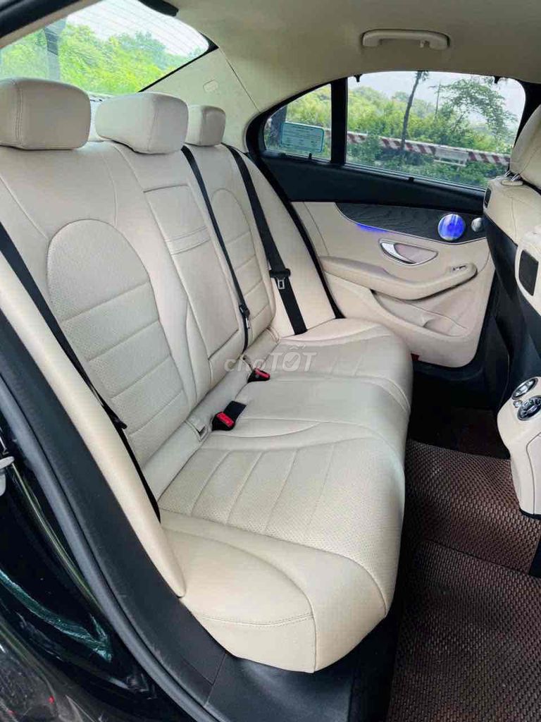 Mercedes C200 2018. Mua bán Ô tô tại Thành phố Cao Lãnh Đồng Tháp được đăng bởi Nguyên Car hình 9