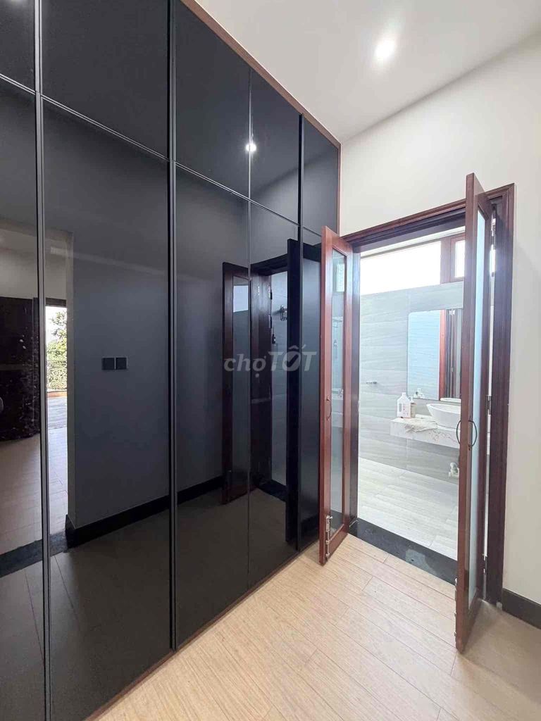 Cho thuê nhà 4 phòng ngủ tại Ngũ Hành Sơn, Đà Nẵng — ảnh 6