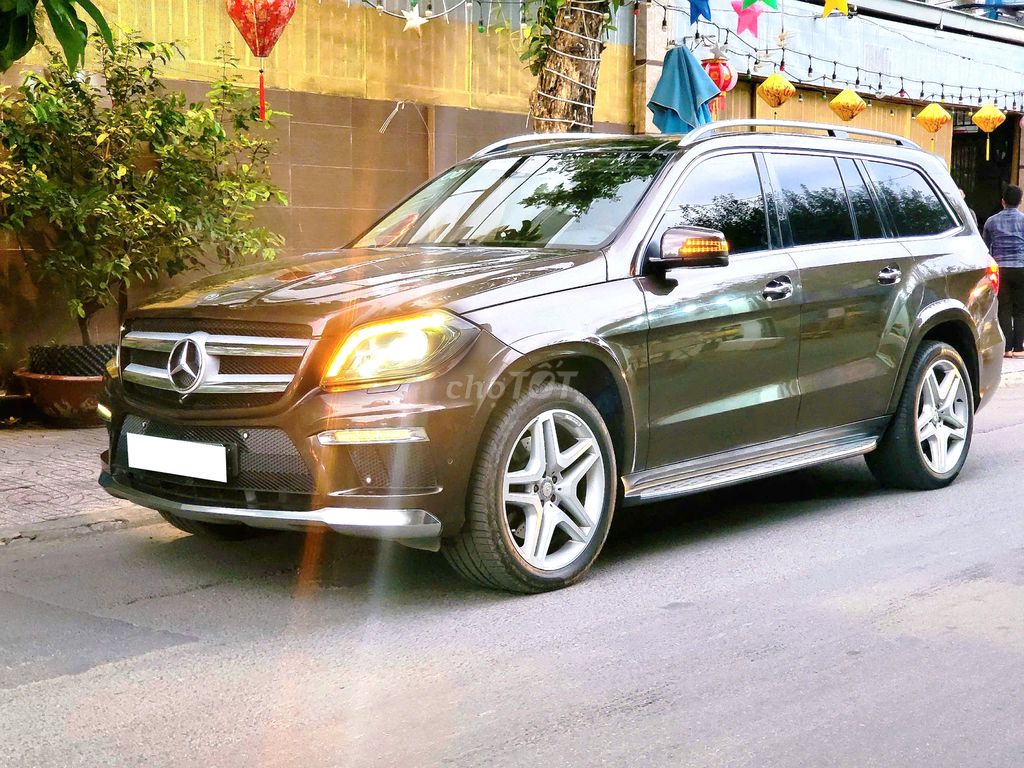 GL class Suv fullsize cao cấp Merc trước gần 6 tỏi