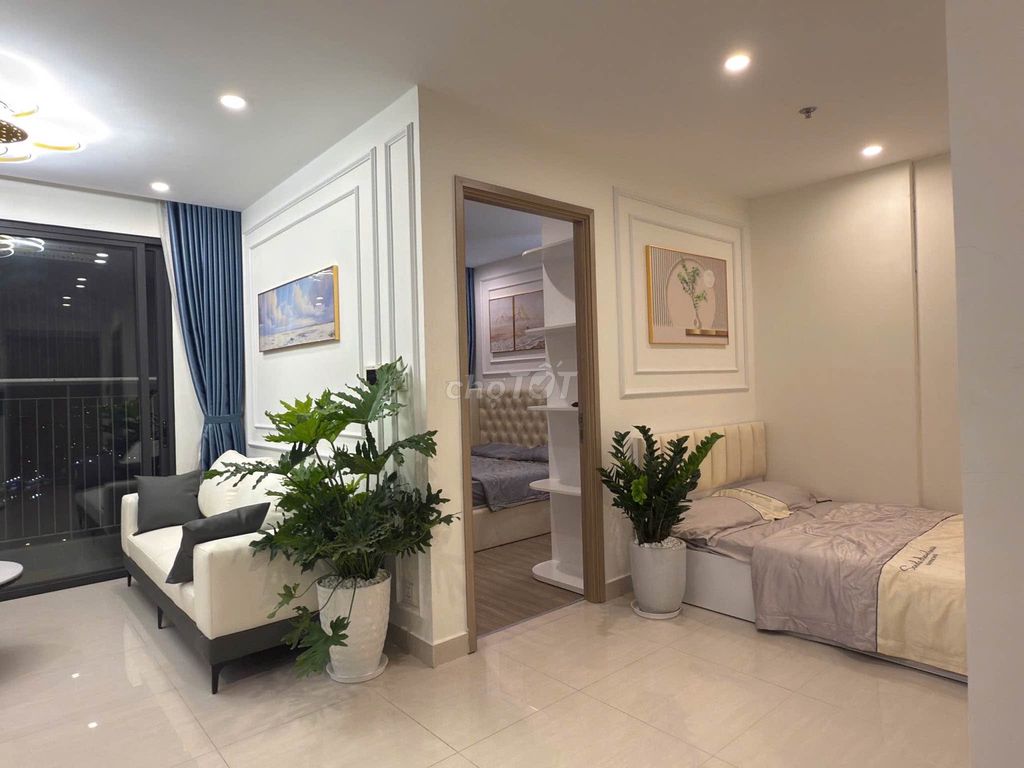 Квартира S2.18 VinHomes Ocean Park, юго-восток, полная мебель