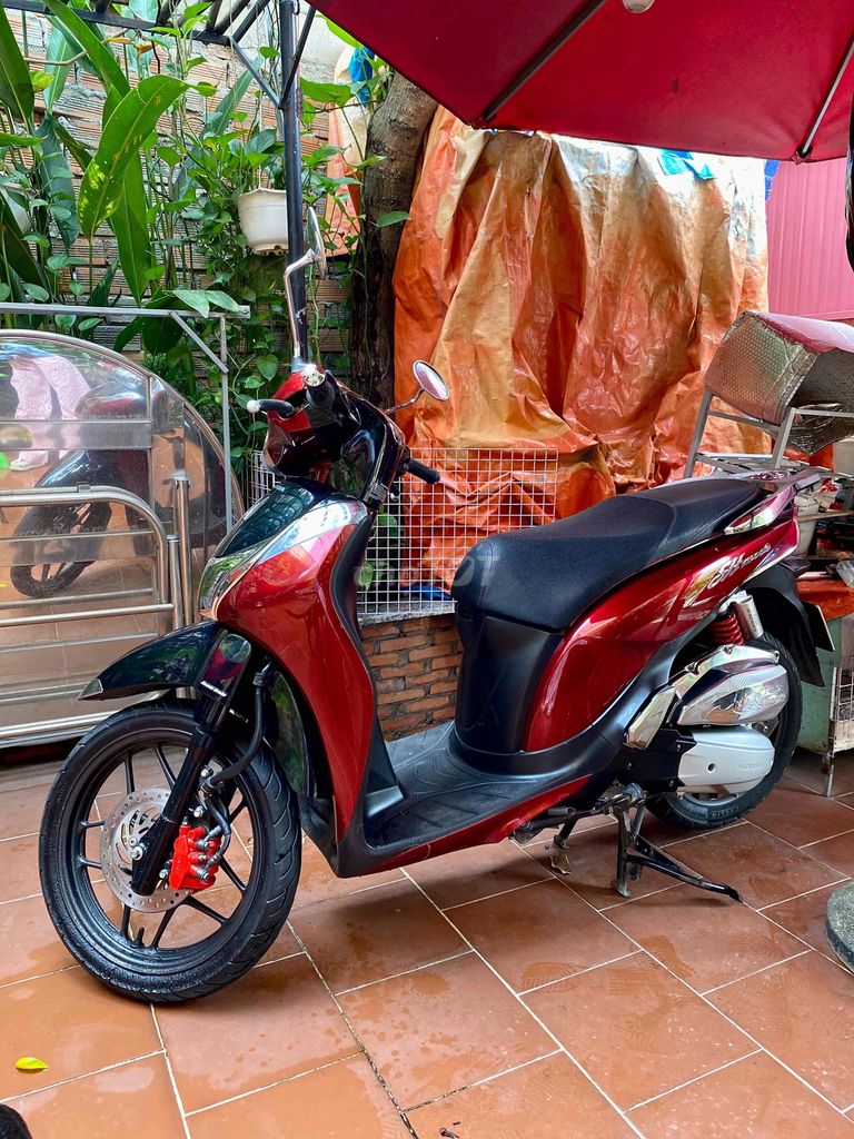 Nữ chạy được 30k km.Ngọt mướt keng xà beng.1 đời c. Mua bán Xe máy tại Quận Bình Tân Tp Hồ Chí Minh được đăng bởi Đào Bảo Khanh hình 2