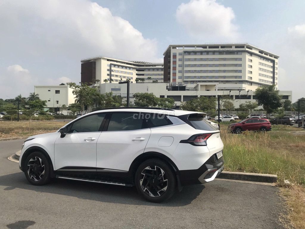 Kia Sportage 2022 2.0G Signature - 13000 km. Mua bán Ô tô tại Thành phố Biên Hòa Đồng Nai được đăng bởi Hoàng Phi hình 1
