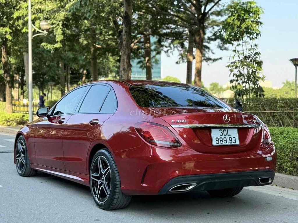 Mercedes Benz C Class 2020 C300 AMG - 56000 km-Vip. Mua bán Ô tô tại Quận Cầu Giấy Hà Nội được đăng bởi TRUNG HIẾU AUTO hình 4