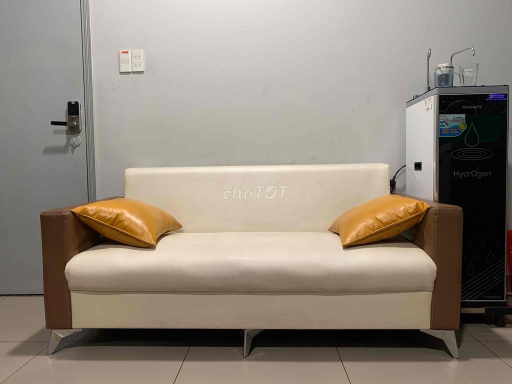thanh lý Ghế sofa da Trắng Nâu như hình. Mua bán Bàn ghế tại Quận Phú Nhuận Tp Hồ Chí Minh được đăng bởi Phúc Nhàn hình 1