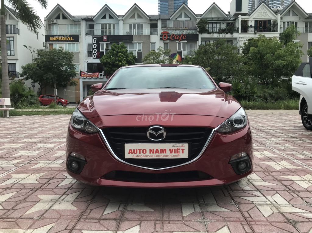 0902030406 - Bán Mazda 3 1.5AT màu đỏ 2017