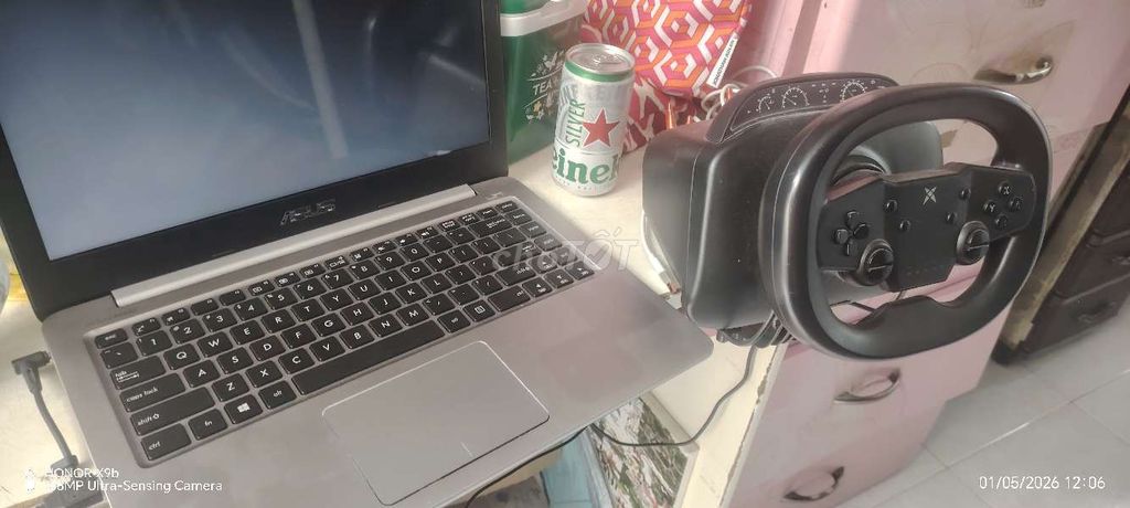 Máy tính xách tay Asus Bạc. Mua bán Laptop tại Quận 7 Tp Hồ Chí Minh được đăng bởi Vinh Huynh hình 1
