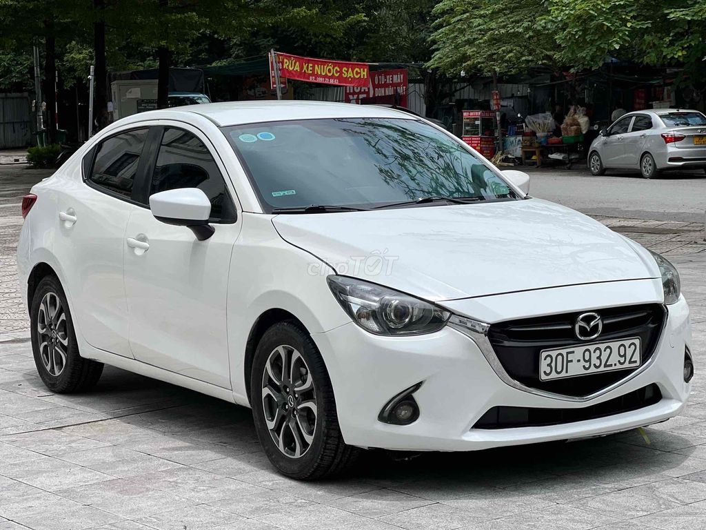 Bán Mazda 2 1.5at sedan sx2018 rất mới