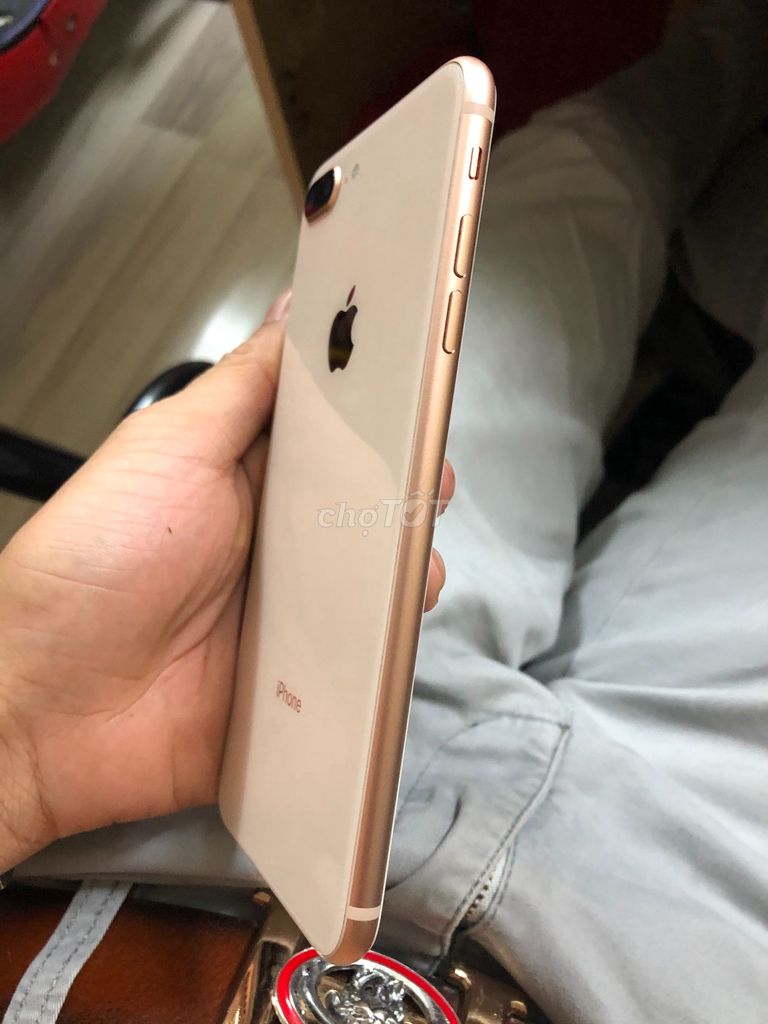 0778899922 - Apple iPhone 8 plus 64 GB vàng hồng QT hư camera