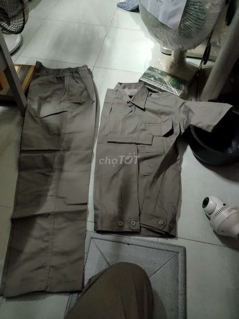 Bộ bảo hộ lao động Nam Vải. Mua bán Quần áo tại Quận Hồng Bàng Hải Phòng được đăng bởi tran nam hai hình 1