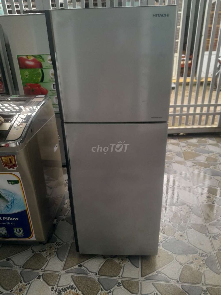 Tu lanh hitachi 200lit inveter