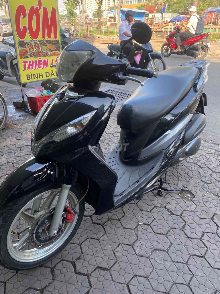 SYM Shark Đen Zin đẹp. Mua bán Xe máy tại Quận 7 Tp Hồ Chí Minh được đăng bởi thanh xuân hình 3