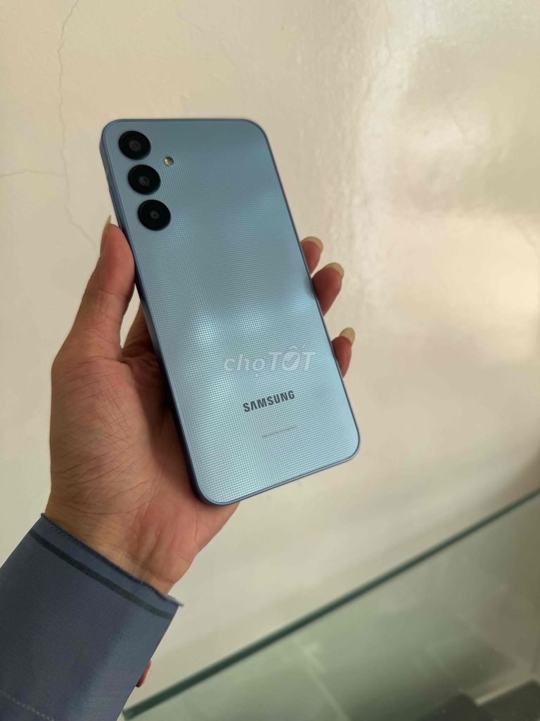 Samsung A25 5G Ram6/128GB Xanh 99% mới. Mua bán Điện thoại tại Thành phố Buôn Ma Thuột Đắk Lắk được đăng bởi Nguyễn Tâm hình 1
