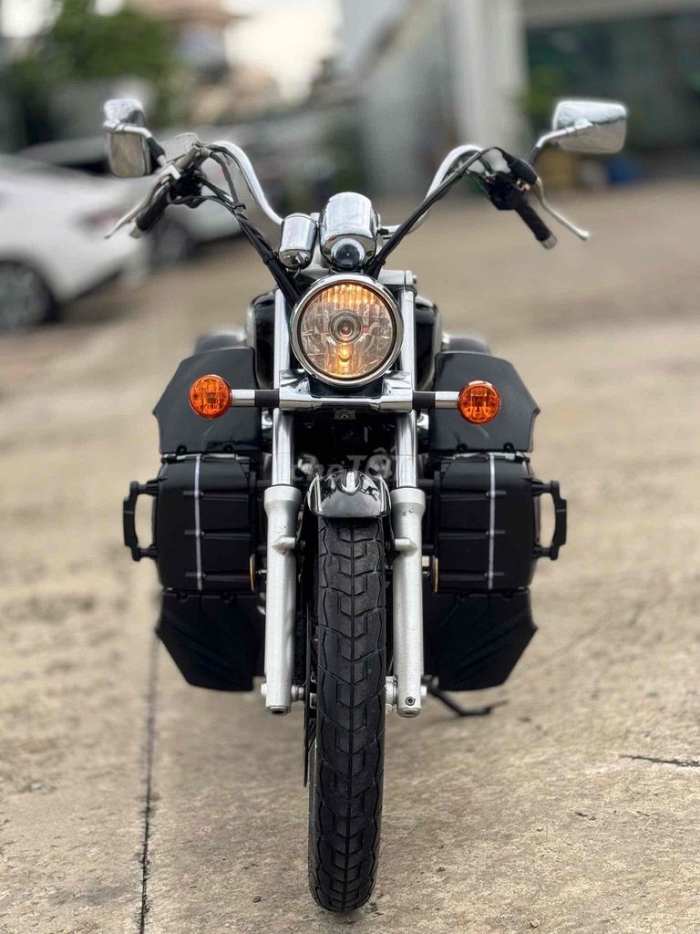 Suzuki GZ150A FI 8000KM черный, номера Сайгона, 1 хозяин, отличное состояние
