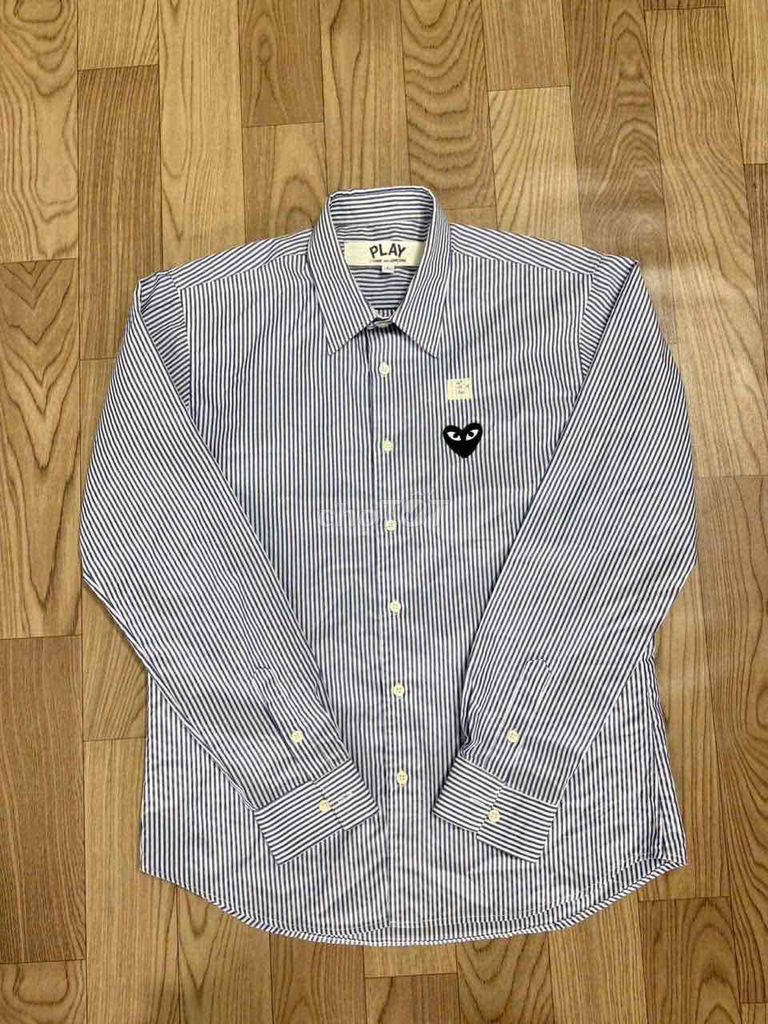 Áo sơ mi PLAY Comme des Garçons Size L-XL. Mua bán Quần áo tại Huyện Phú Tân An Giang được đăng bởi Quoc Anh Ntv hình 1