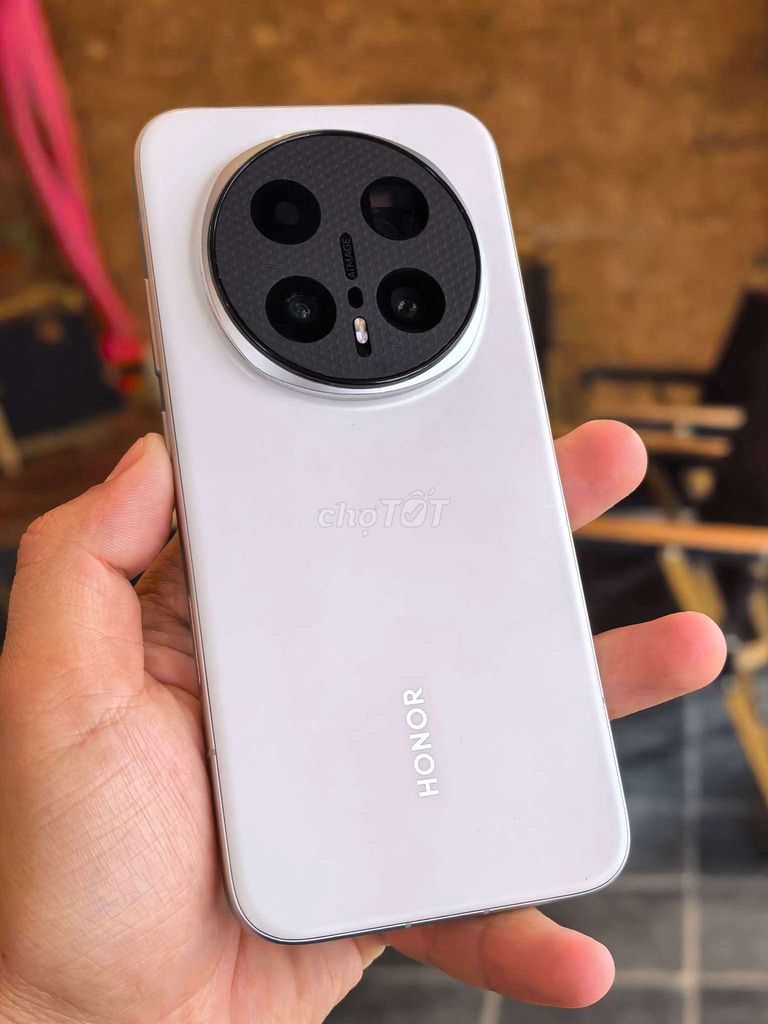 Honor Magic 8 Pro 16GB/512GB Vàng. Mua bán Điện thoại tại Quận Nam Từ Liêm Hà Nội được đăng bởi TẠP HÓA ĐIỆN THỌAI TÀU hình 1