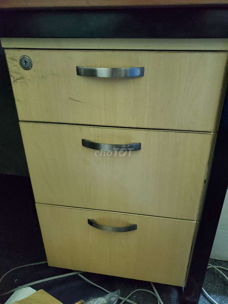 Tủ ngăn kéo gỗ 3 ngăn. Mua bán Tủ, kệ gia đình tại Quận Hoàng Mai Hà Nội được đăng bởi Hoan Nguyen hình 1