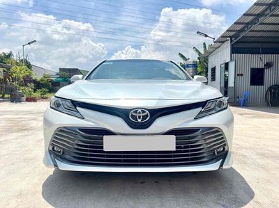 Toyota Camry 2021 2.5Q - 61000 km. Mua bán Ô tô tại Quận Tân Phú Tp Hồ Chí Minh được đăng bởi phan khanh