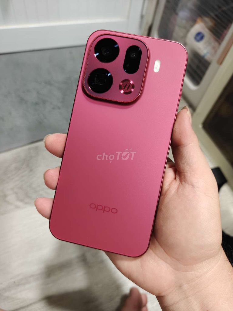 Oppo Find X9 Pro(12/256)đỏ velvet likenew có gl. Mua bán Điện thoại tại Quận 5 Tp Hồ Chí Minh được đăng bởi Strawberry Táo hình 1