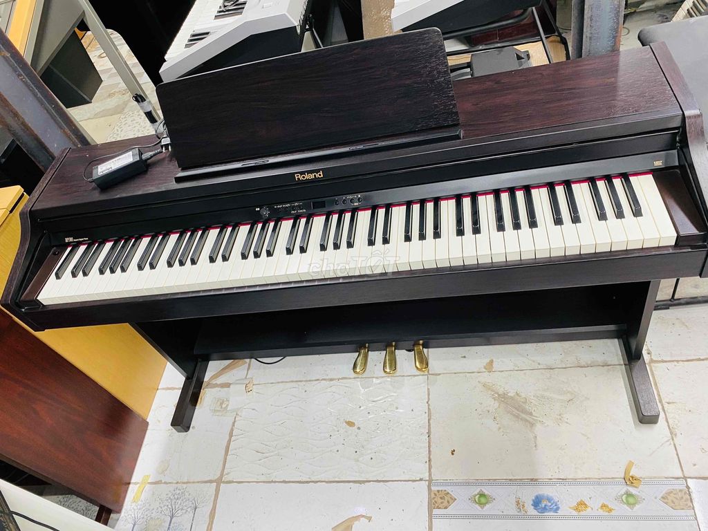 piano rolan Rp301R cao cấp hàng nhật