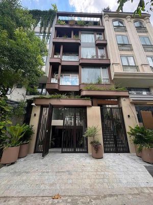 Townhouse 120 m² · 6 bed · Đường Lam Sơn
