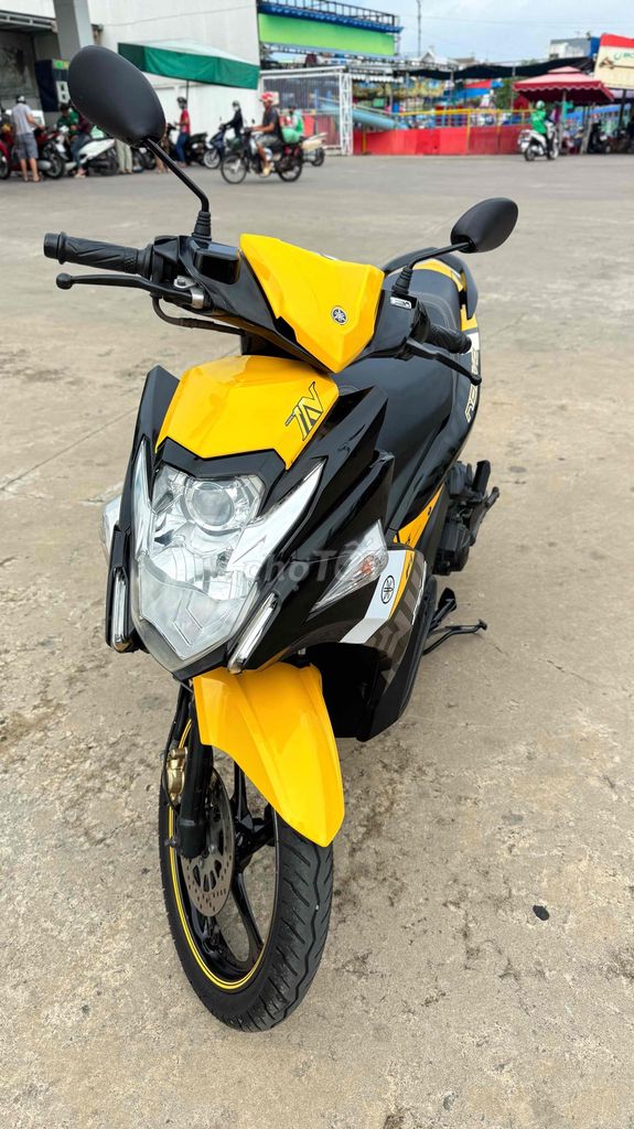 Yamaha Nouvo 6 2016 Желтый, Черный 29.600 км