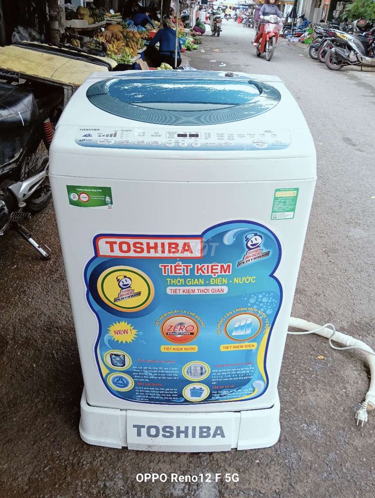 Cần bán  máy giặt Toshiba 9kg inverter