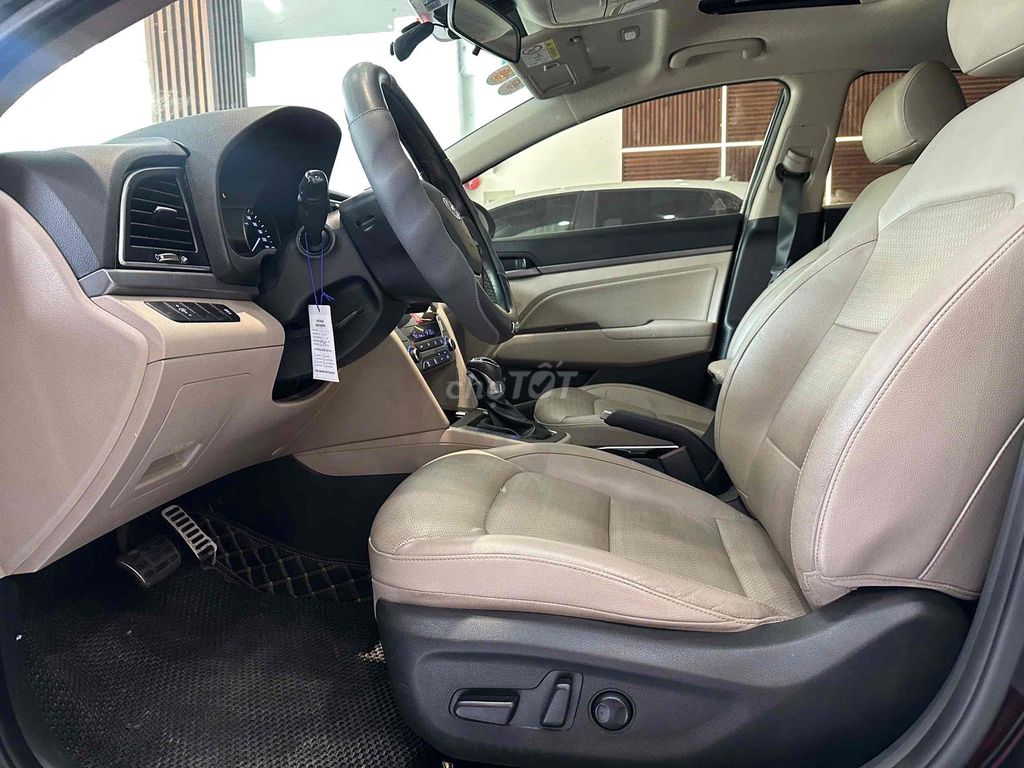 Hyundai Elantra 2018 - 70000 km. Mua bán Ô tô tại Thành phố Thủ Đức Tp Hồ Chí Minh được đăng bởi Thy Ôtô Cũ Miền Nam hình 8