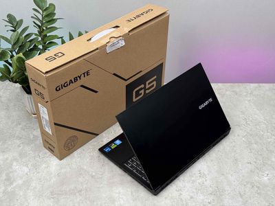 Gigabyte G5 MF5 i5-13500H 15.6 inch 16GB/512GB