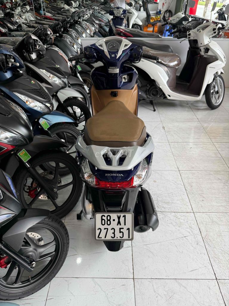 LEAD 125 FI - Xe Zin Êm Đẹp - Odo Thấp - Chủ RG. Mua bán Xe máy tại Thành phố Rạch Giá Kiên Giang được đăng bởi XE MÁY CŨ TÂN 128 hình 4