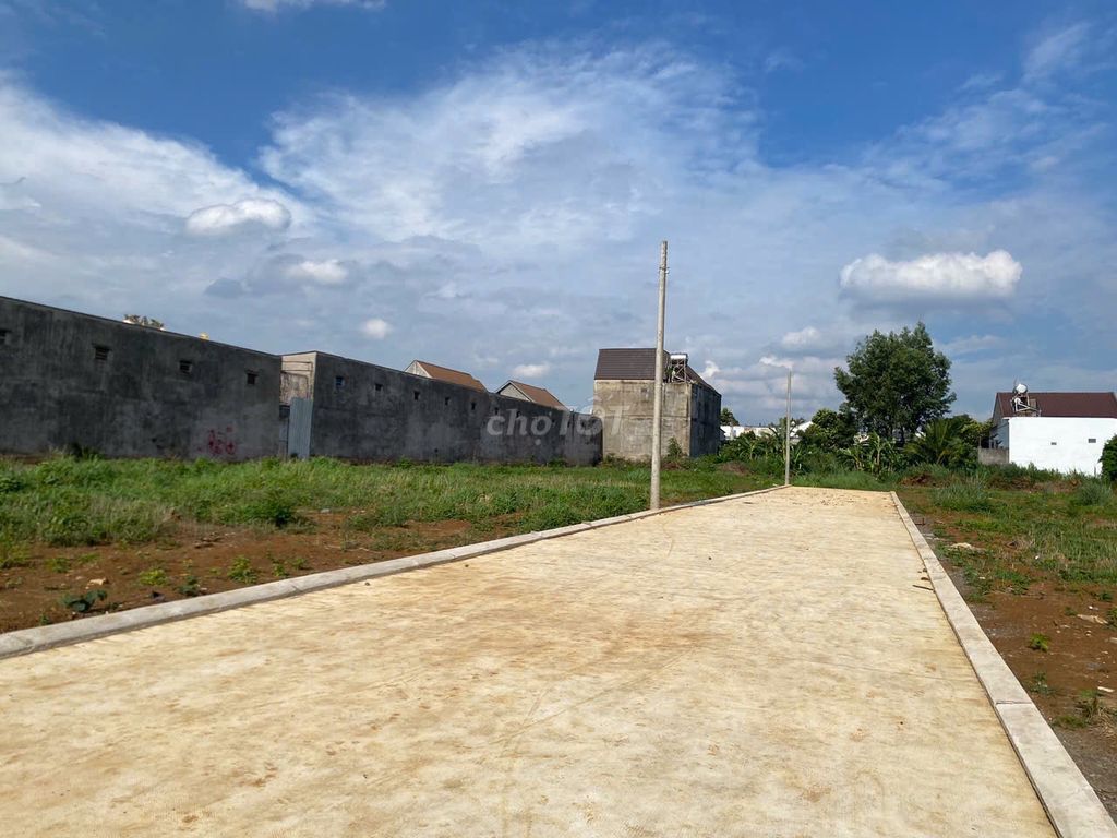 Bán sỉ 17 lô đất sổ sẵn 1/ đường Tây Hòa 07 -đối diện KCN Bàu Xéo