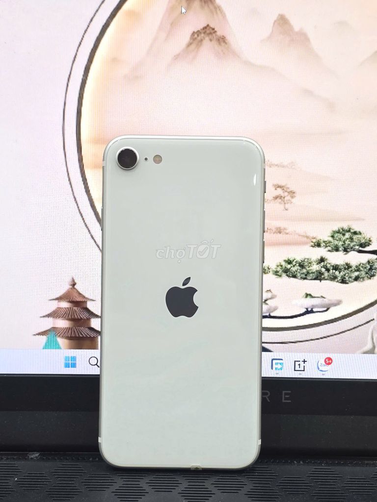 Iphone Se 2020 bản quốc tế 64gb màu Trắng 98%. Mua bán Điện thoại tại Quận Đống Đa Hà Nội được đăng bởi Hiếu Android Shop hình 1