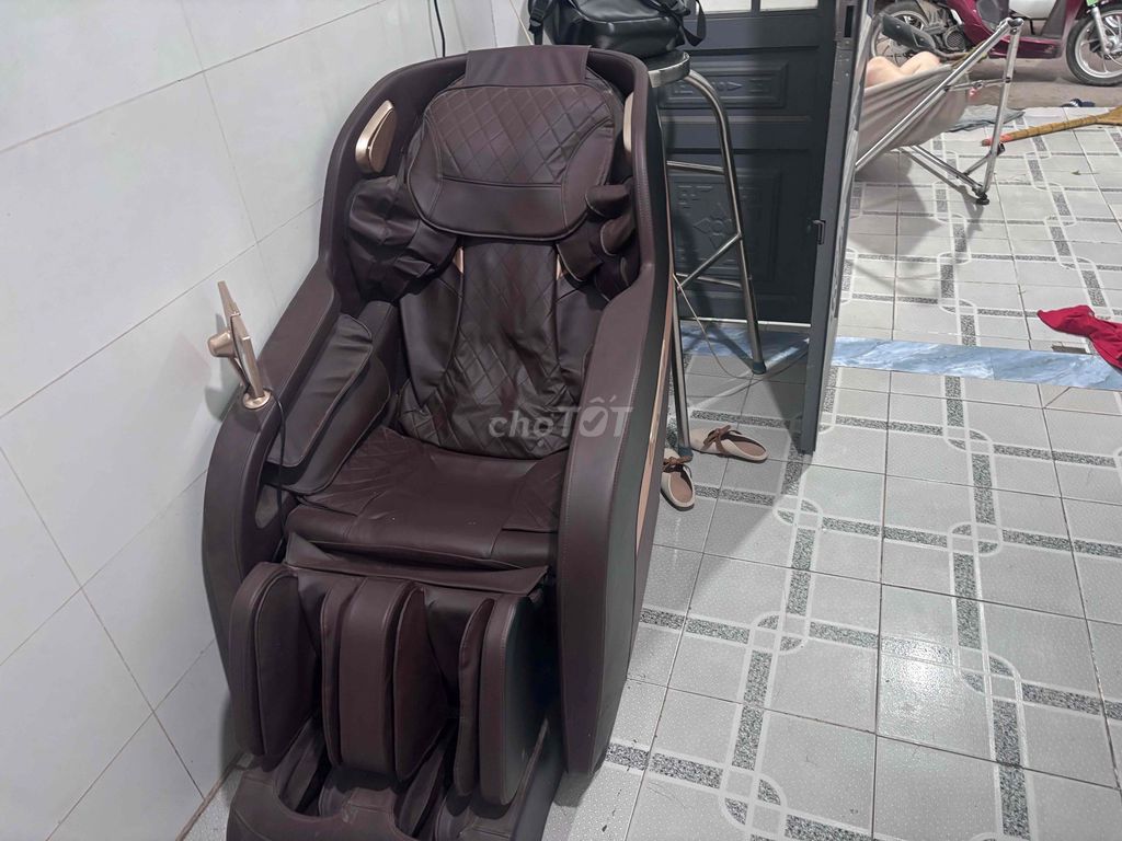 Ghế massage Da cao cấp Nâu nhiều chế độ. Mua bán Bàn ghế tại Huyện Đức Hòa Long An được đăng bởi Thnga hình 1