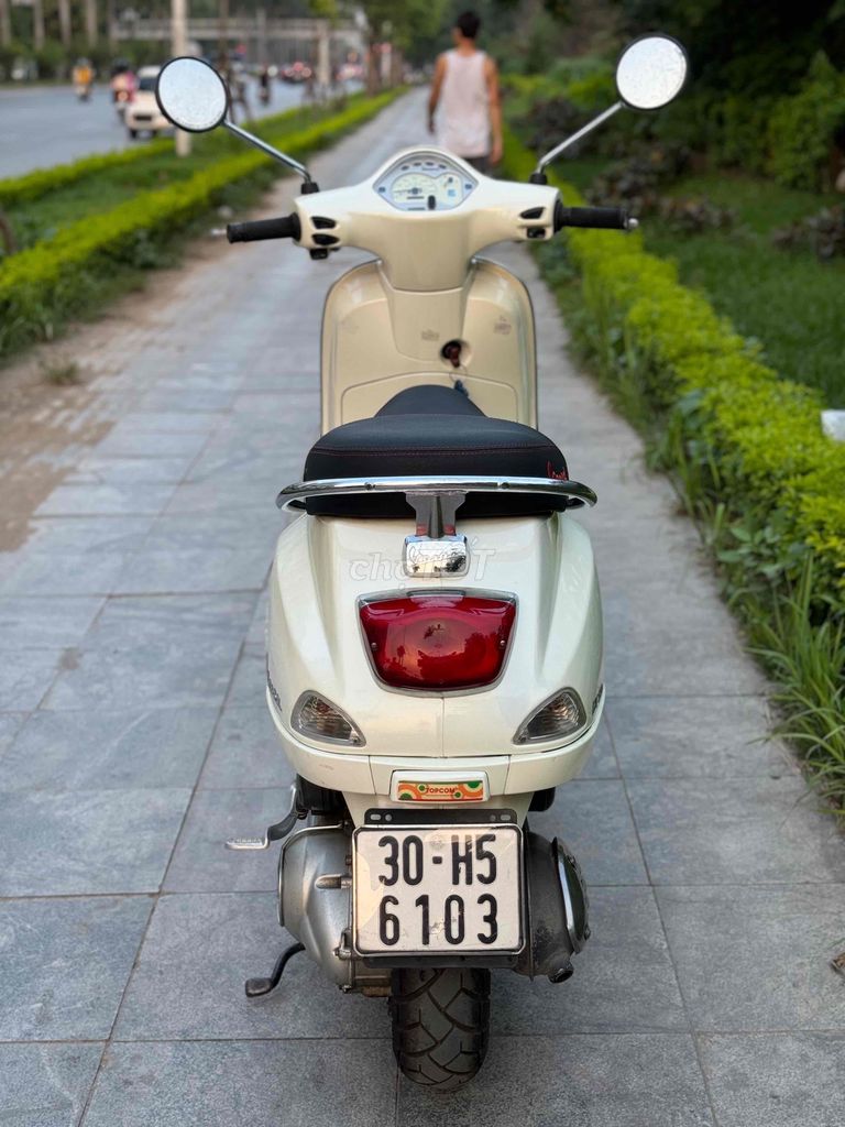 VESPA TRẮNG MÁY  NGUYÊN ZIN. Mua bán Xe máy tại Quận Nam Từ Liêm Hà Nội được đăng bởi Cường nguyễn hình 4